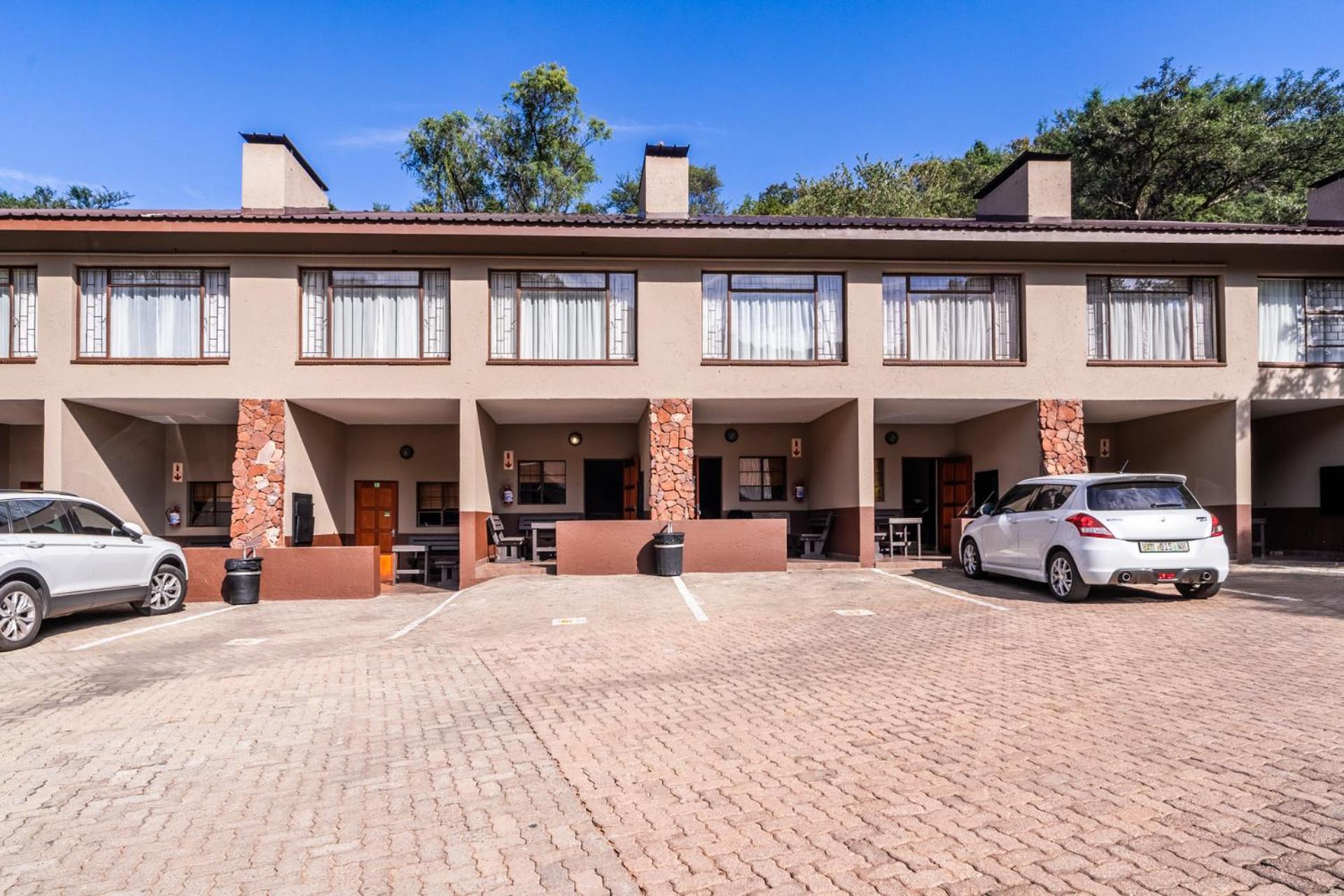 Atkv Klein-Kariba Hotel Bela-Bela Exterior photo